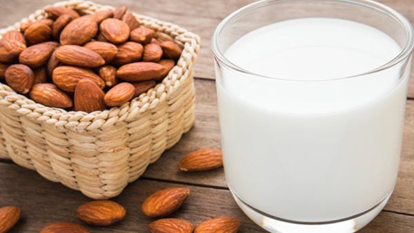 Sữa hạnh nhân được dùng cho người bệnh tiểu đường, người ăn kiêng
