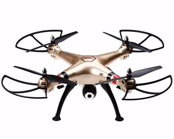 Syma Drone X8HW sở hữu hệ thống cân bằng 6 trục tạo đường bay ổn định và camera chất lượng cho video và hình ảnh đẹp nhất