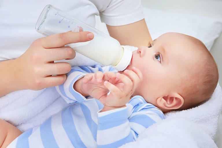 các loại sữa cho bé
