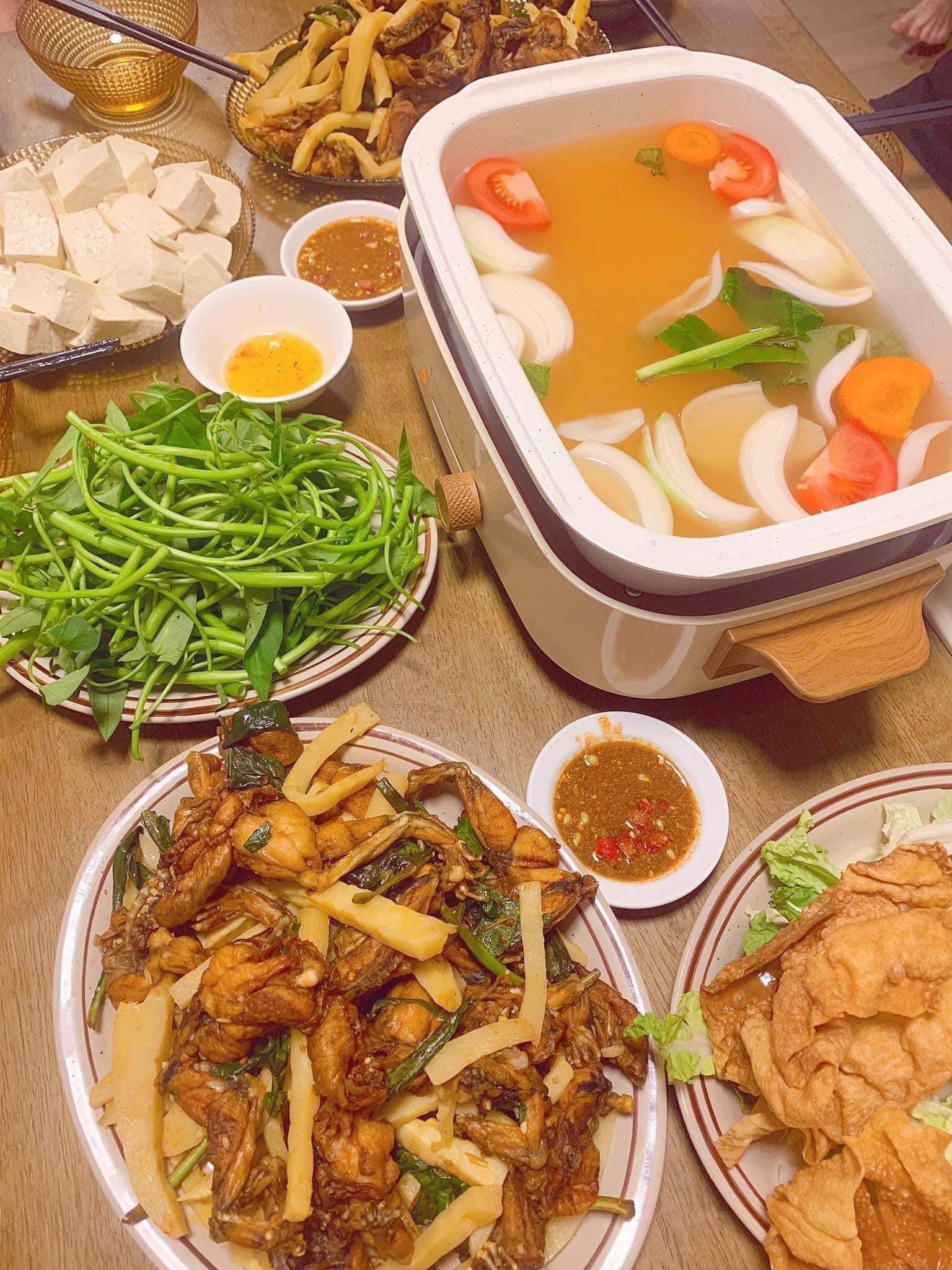 lẩu ếch Phong Ớ menu/thực đơn/giá